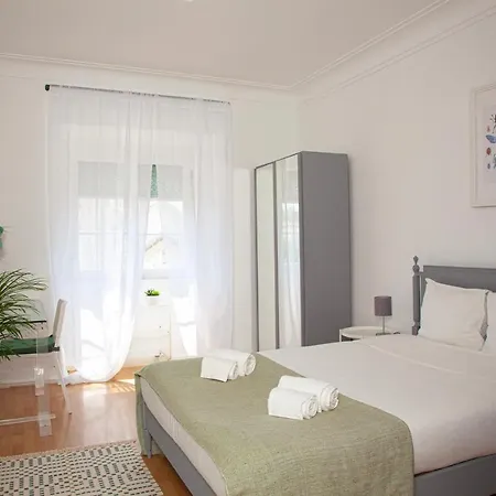 Ola ! Central Lightning Quiet View Garden 10mn Airport Apartment *