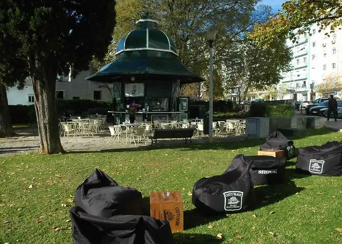 Ola ! Central Lightning Quiet View Garden 10mn Airport *